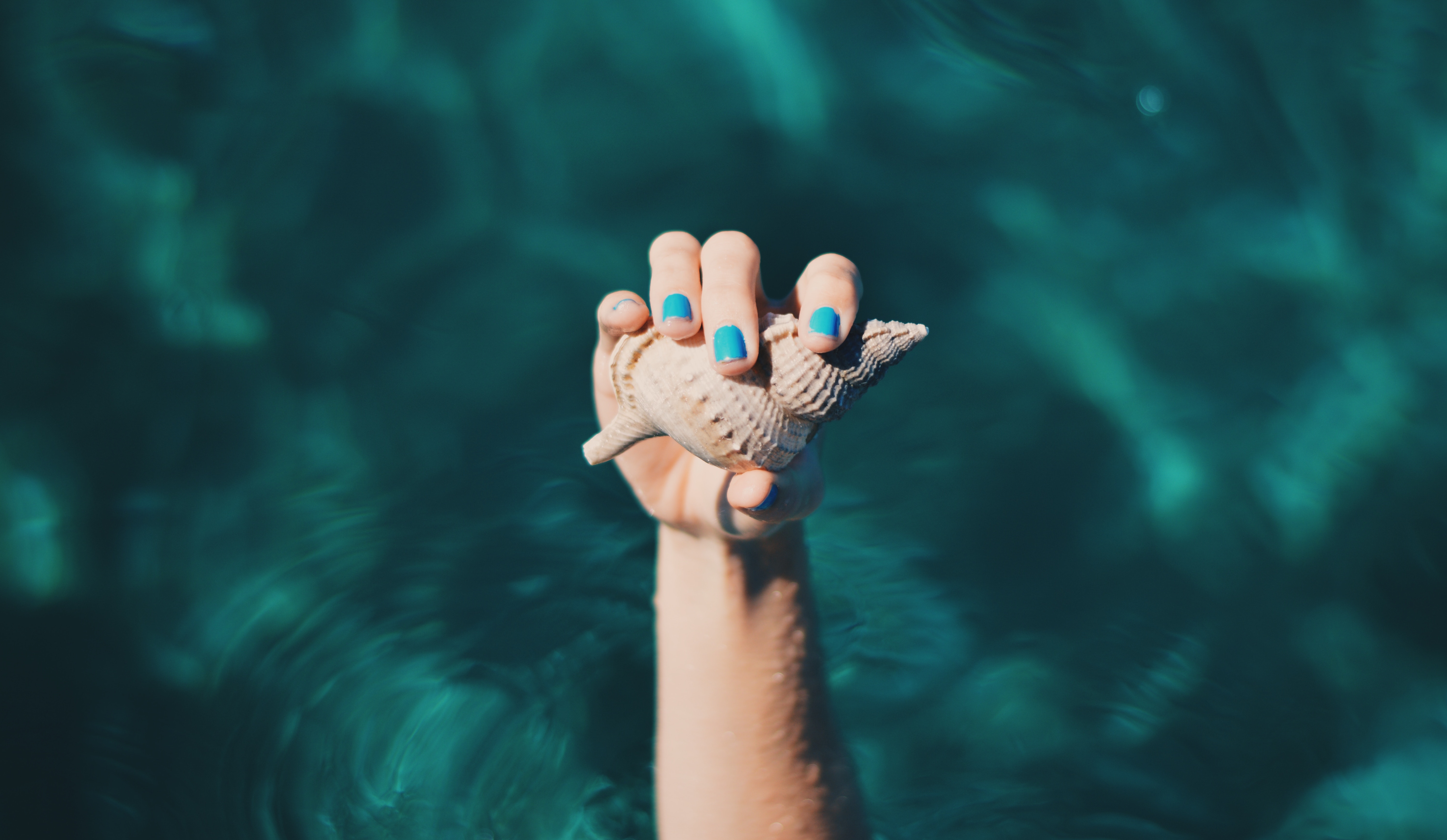 dat-dus-blauwe-nagels-femfem