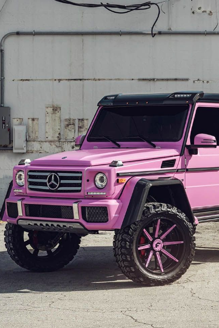 roze mercedes FEM FEM