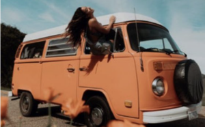 op vakantie met een volkswagen busje