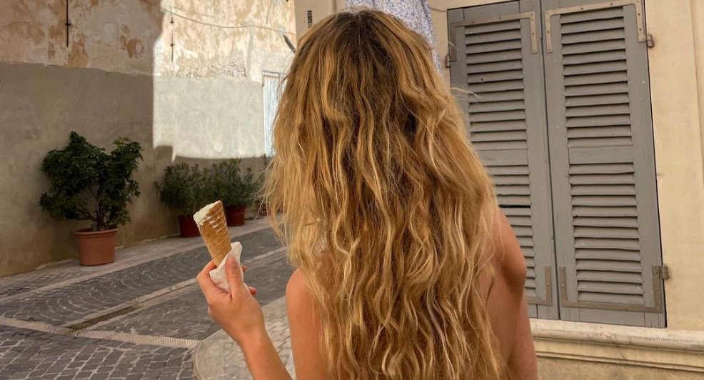 Mermaid waves