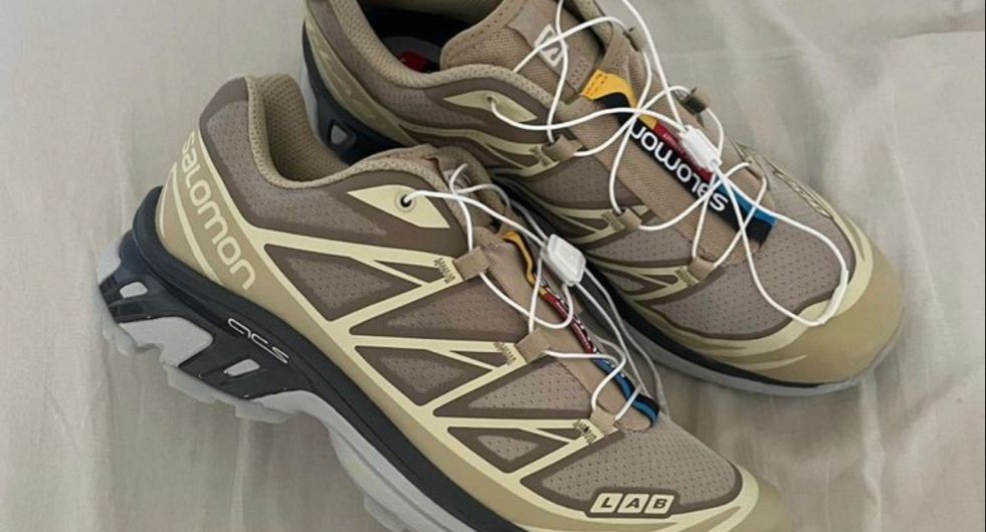 Salmon sneaker lente 2023