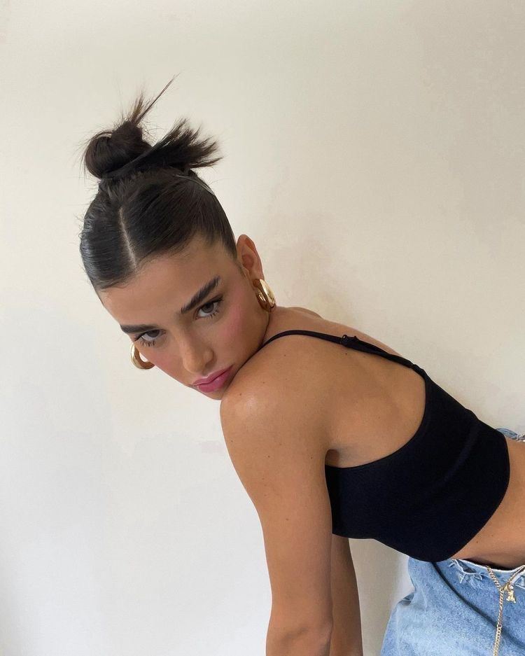 sleek bun