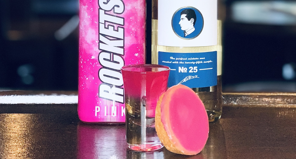 Roze koeken shot maken