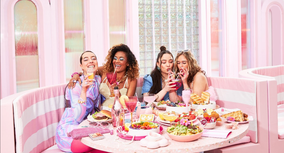 Bottomless Brunch Pink Beach