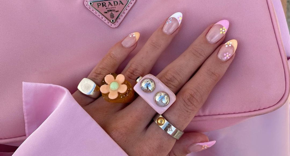 HEMA tompouce nagellak roze geel bruin