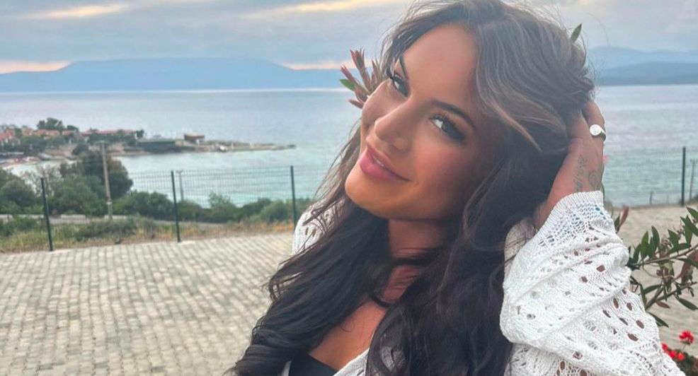 cynthia ex on the beach